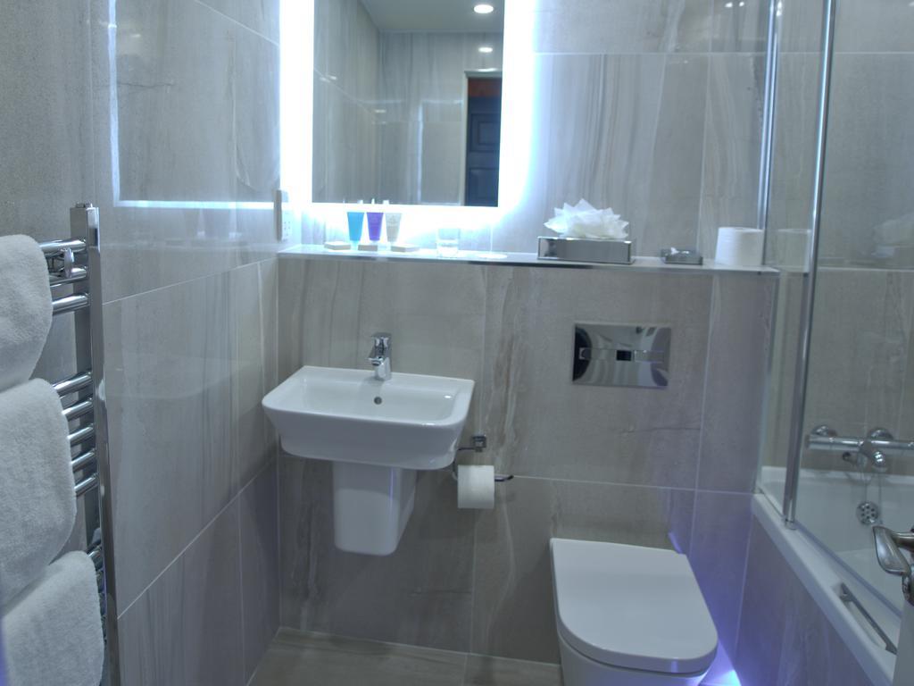 Hotel The
